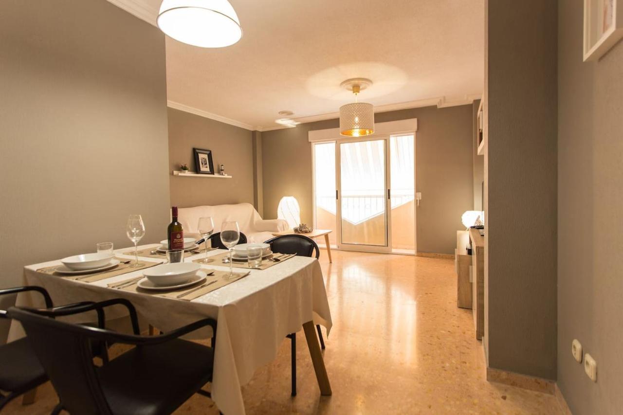 Nice Apartment Close To Mercado Central لقنت المظهر الخارجي الصورة