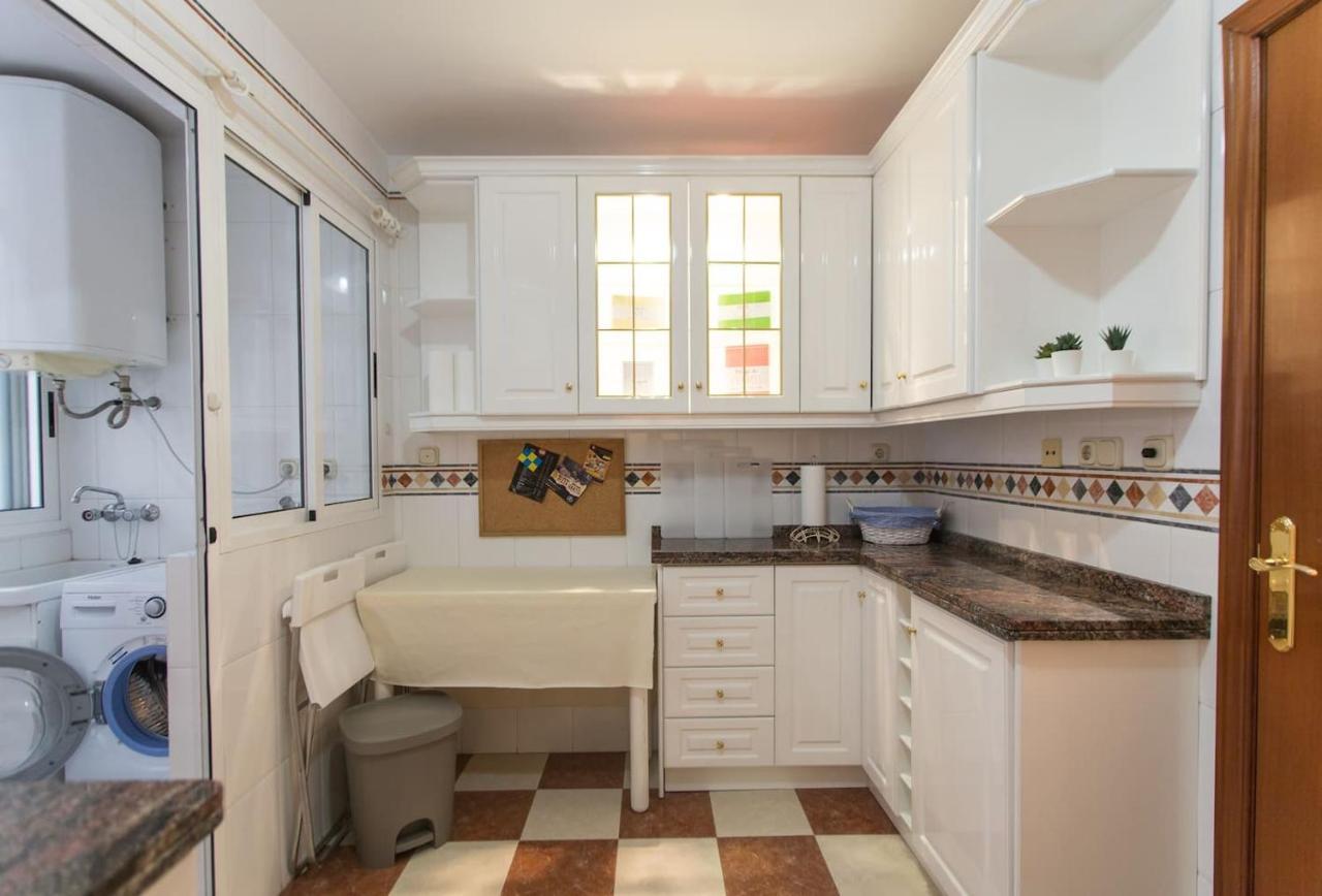 Nice Apartment Close To Mercado Central لقنت المظهر الخارجي الصورة